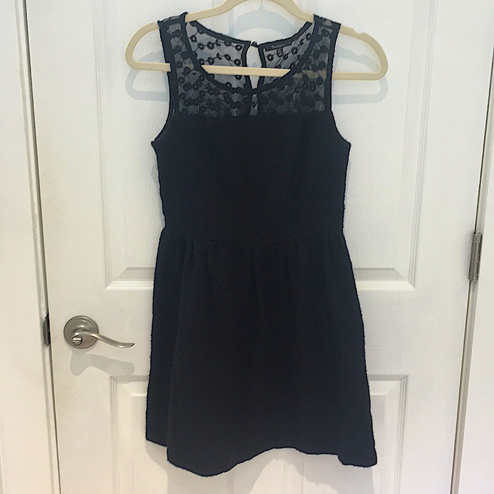 Small black party dress (LBD) w/delicate details